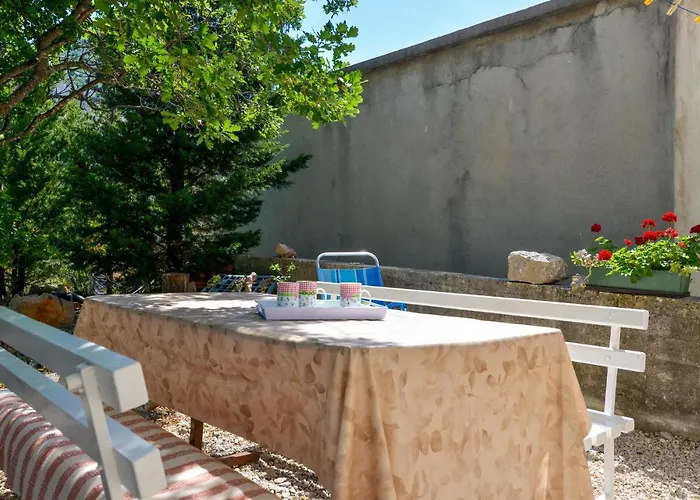 Apartman Pet Friendly Starigrad-Paklenica